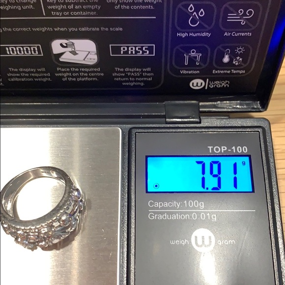 Diamond and white gold rococo band ring - Picture 10 of 14